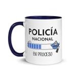 Análisis de la Taza de la Policía Nacional: Un Artefacto Histórico en el Mundo de las Armas Medievales y de Ficción