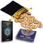 Análisis de las mejores runas vikingas: ¡Descubre dónde comprarlas y su significado en la historia de las armas medievales!